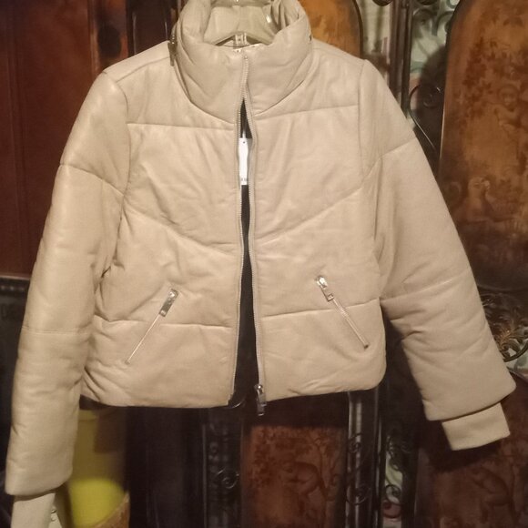 Large Walter Baker Cropped Pink Leather Puffer Jacket (NWT ) - Picture 1 of 5